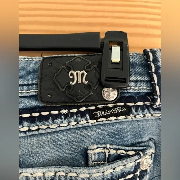 Miss Me Jeans - Picture 9 of 12